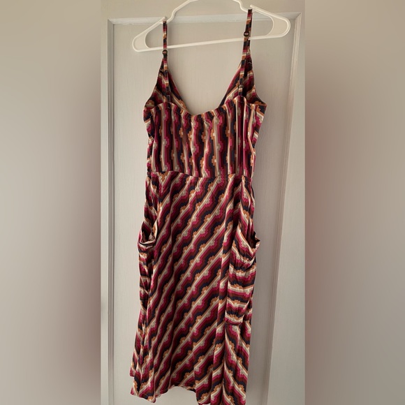 Fossil A-Line Dress with Artdeco / Geometric Design - Picture 4 of 9